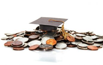 Un nou „record”: bursă de merit pentru un elev cu media 1,97