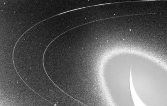 22 august 1989: A fost dovedită existența primului inel complet al planetei Neptun