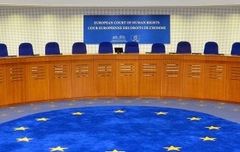 Ungaria, condamnată la CEDO pentru că a centralizat editarea manualelor