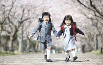 Învățământ ca în Japonia? Sayonara, doamna Andronescu!