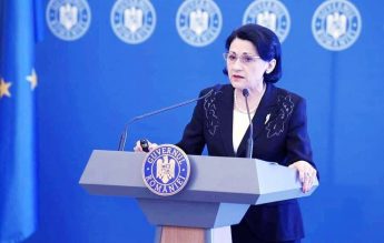 Ecaterina Andronescu: În școala românească există performanță. O datorăm profesorilor care slujesc în școli