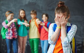 Faptele de bullying sunt fapte infracționale. Cum punem piedică pașilor către o copilărie furată?