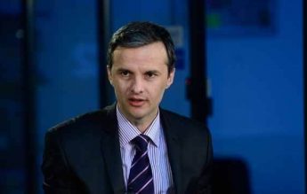 Cristian Socol s-a răzgândit: a șters de pe Facebook propunerea de a-i plăti pe elevi să vină la școală