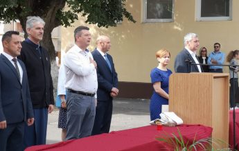 Adjunctul ISJ Brașov: ”Ateismul fără Dumnezeu nu are cum să existe. De-asta se țin slujbele la începutul anului școlar”