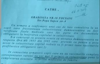 O grădiniță din Vrancea, anunțată de DSP că nu mai poate primi copii nevaccinați. Motivul: un caz de tuse convulsivă