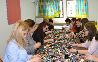 Proiectul “SuperDascăl” a ajuns la Şcoala Internaţională King George