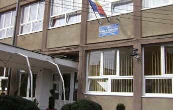 Directorul școlii acuzate de Mihaela Ichim: ”Discuțiile de pe grupul de WhatsApp erau reale. Nu tolerăm așa ceva!”
