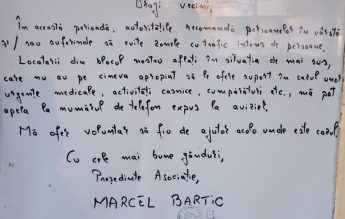 Salut, copii! Fiți alături de părinții voștri, acum. Sunați-vă bunicii și vorbiți cu ei!