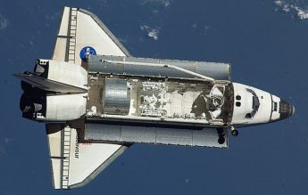7 mai 1992:  Prima misiune spațială Endeavour