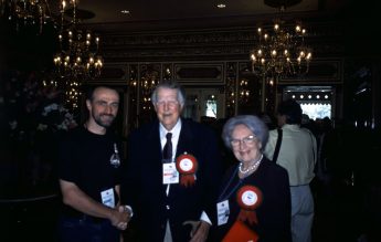 29 mai: Data care îi unește  pe Sir Edmund Hillary și pe Constantin ”Ticu” Lăcătușu