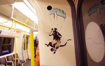 Mesajul lui Banksy, în metroul din Londra: Purtați mască!