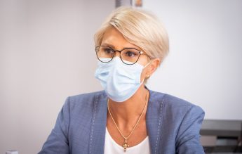 Ordonanță de Urgență pentru decontarea a 500.000 de tablete și a materialelor de protecție sanitară în școli