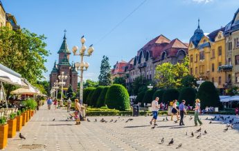 40 de containere vor fi montate în curțile școlilor din Timișoara. Scenariul galben, cel mai probabil pentru județul Timiș