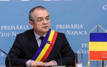 Emil Boc: Voi cere public demisia directorilor de școli care nu au la 15 septembrie toată infrastructura