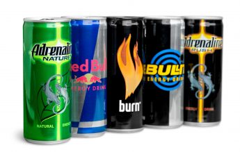 Guvernul vrea să interzică vânzarea de băuturi energizante către minori și în școli