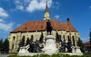 Prins cu droguri, un student la Medicină în Cluj-Napoca a rugat polițiștii să-l lase să dea licența