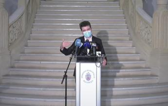 Nicușor Dan: Școlile din București rămân închise până când vom scădea sub indicele de 3