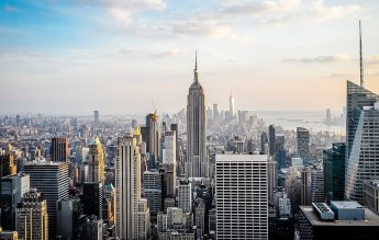 Vaccinarea, obligatorie pentru toți angajații școlilor din New York City, inclusiv pentru profesori