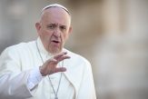 Papa Francisc îi sfătuiește pe părinţi să-şi sprijine copiii cu orientări sexuale diferite