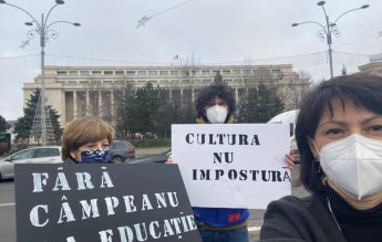Tudor Chirilă, Oana Gheorghiu și Carmen Uscatu, protest în Piața Victoriei împotriva numirii lui Cîmpeanu