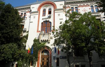 Creșterile salariale nu pot fi negociate cu Ministerul Educației, transmite instituția