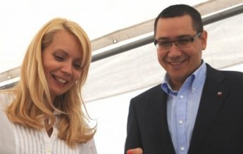 Victor Ponta și Daciana Sârbu au adoptat o fetiță dintr-un centru de plasament