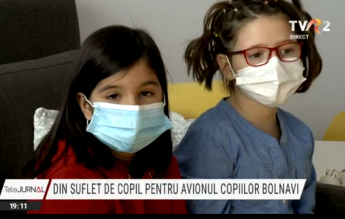 Două fetițe și-au donat alocația și au vândut limonadă pentru achiziția unei ambulanțe aeriene