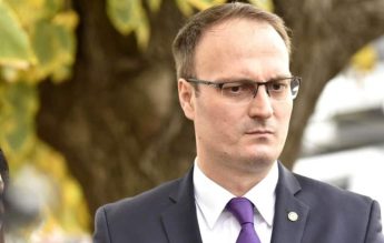 Ziare.com: Mama unei fete a depus plângere penală pentru corupere de minori împotriva lui Cumpănașu