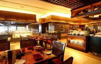 Restaurantele și ”păcănelele”, redeschise în Capitală cu o săptămână înainte de decizia privind școlile