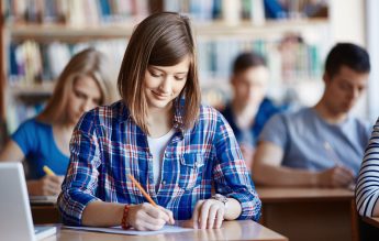 Centrele de excelență înființate prin Legea Funeriu devin unități de educație extrașcolară – proiect