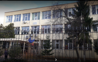 Pacientul cu tulpina britanică anunţat de MS este angajat la Şcoala Gimnazială nr 28 din Bucureşti