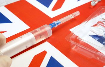 Universitatea Oxford: Vaccinul AstraZeneca este eficient și împotriva tulpinii britanice