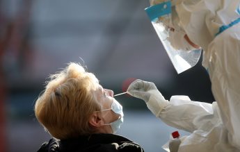 Cîmpeanu: Au fost folosite doar 5000 de teste antigen din cele 1,5 milioane achiziționate