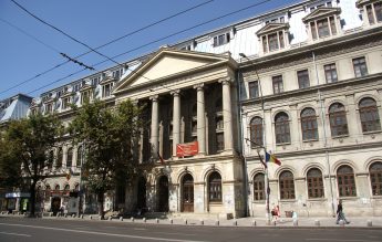 Universitatea din București își propune să reia cursurile în format fizic, în noul an academic