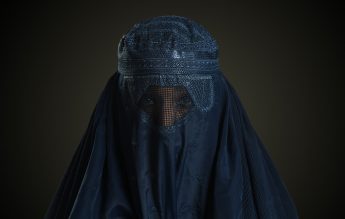 Sri Lanka interzice burqa și închide peste o mie de școli islamice
