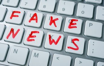 Finlanda luptă cu dezinformarea online prin integrarea gândirii critice în programa școlară