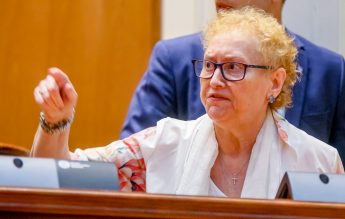 Avocatul Poporului încearcă să salveze ”portofelul” controversatei Academii a Oamenilor de Știință