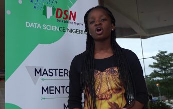 O adolescentă din Nigeria are oferte de burse în valoare de milioane de dolari de la 19 universități din SUA și Canada
