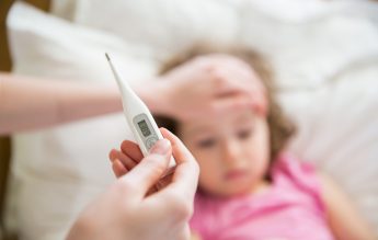 Dr. Mihai Craiu: Febra de grad redus la copii este până la 38,9°C. Despre ”fobia de febră” a părinților