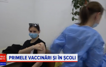 Vaccinare colectivă a elevilor, la Colegiul Naţional Mihai Eminescu din Botoșani