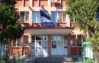 Concluziile anchetei în cazul școlii Bacovia: demiterea directorului adjunct, cercetarea disciplinară a consilierului școlar, plan anti-bullying în toate școlile