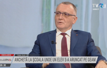Cîmpeanu dă de înțeles că directorul Școlii G. Bacovia și profesorii știau că elevul care a sărit pe geam mai fusese agresat