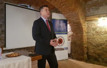 Șeful CJ Harghita: Învăţarea limbii române de elevii maghiari trebuie luată mai în serios de Ministerul Educaţiei