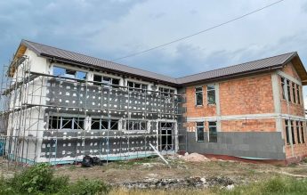 Bogdan Tănasă, fondatorul organizației Casa Share, construiește o școală de meserii pentru copiii nevoiași