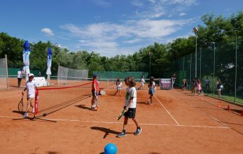 Fundația Olimpică Română sprijină copiii cu un program gratuit de tenis