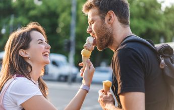 Meningita meningococică: Află care sunt comportamentele riscante și cum te protejezi