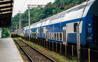 Încă un adolescent din Neamț s-a electrocutat după ce a urcat pe un tren pentru a-și face selfie