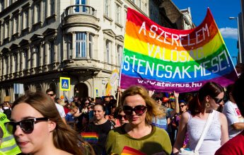 Ungaria: Legea anti-LGBT se va aplica pe o rază de 200 de metri în jurul școlilor și bisericilor