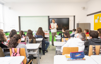 Asociația Viitor Plus lansează proiectul VERDE GO. Concurs educațional adresat învățătorilor din 10 școli din județul Argeș