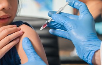 Ioana Mihăilă: Vaccinarea gratuită anti-HPV, extinsă pentru fete până la 18 ani